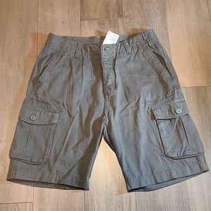 💖 NEW H&M DIVIDED CARGO GREEN ARMY SHORTS 💖